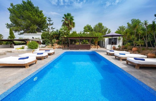 Sant Rafael de Sa Creu Villa | Villa near Ibiza Town Sleeps 10