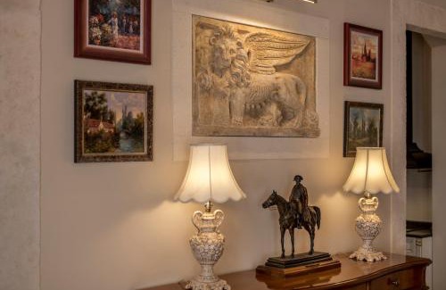 Old Town Hotel | Villa Nepos Hotel