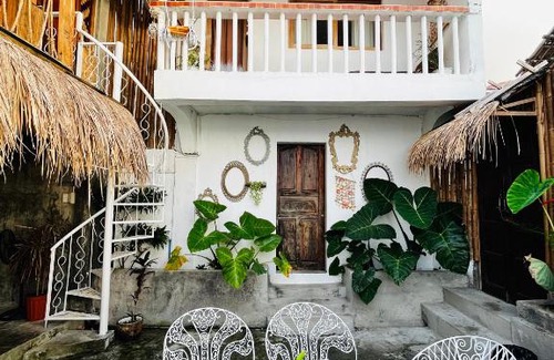 Mabini House | VILLA NEYRA