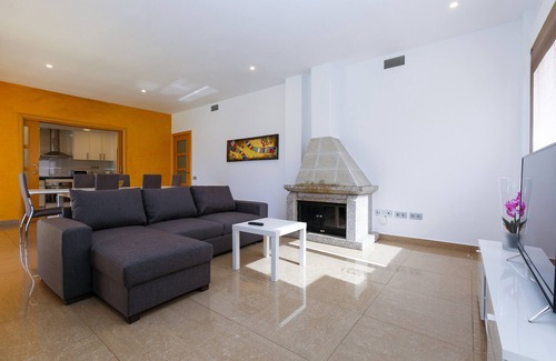Tamarit Villa | Villa NINA with private pool, beach at 500m
