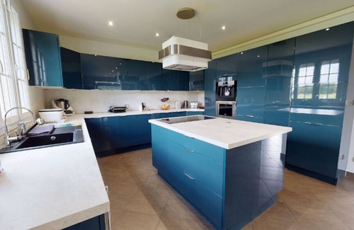 Saint-Pierre-des-Ifs Villa | Villa Normandie for 15 people with Jacuzzi