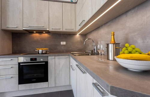Klimno Villa | Villa Oasis with swimming pool, Seaview, outdoor kitchen, SUP, kayak and bikes