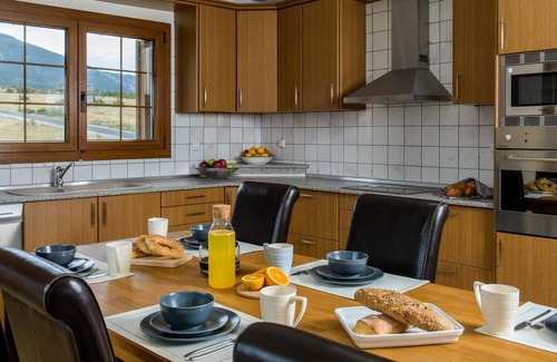 Dio-Olympos House | Villa Olympia on the foothills of Olympus Mountain
