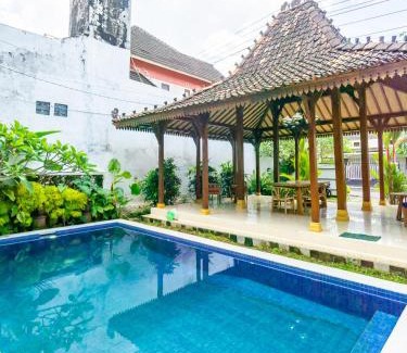 Sinduadi Villa | Villa Omah Kangen