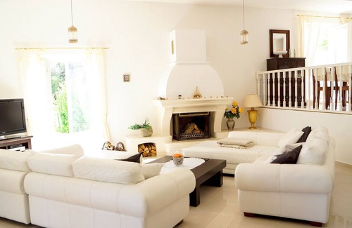 Stomorska Villa | VILLA & OWN POOL fabulous views at TURQUOISE SEA over SMALL BAY