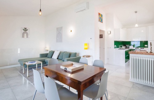 Torri del Benaco Villa | Villa Palladini With Pool