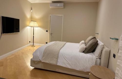 Bari City Centre Apartment | -Villa Paola city center- Luxury House in town centre