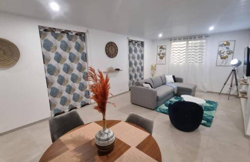 Cayenne Apartment | Villa Paradise