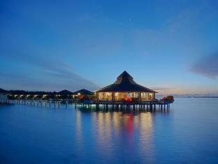 Nalaguraidhoo Resort | Villa Park Sun Island Resort - Complimentary One Way Domestic Transportation for stays of 7 nights and more 01 April to 30 September 2025