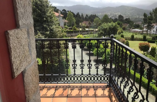 Nigran Ski Chalet | Villa Pazos, close to Playa América, and Bayona, Porto do Molle