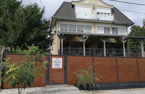 Balatongyorok Villa | Villa Pelso
