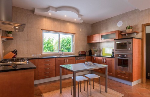 Penina Villa | Villa Penina III - Holiday villa with heated pool