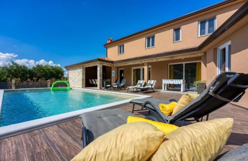 Debeljuhi Villa | Villa Perla