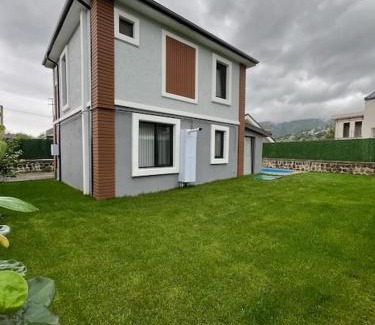 Yanik Villa | Villa Perla Sapanca