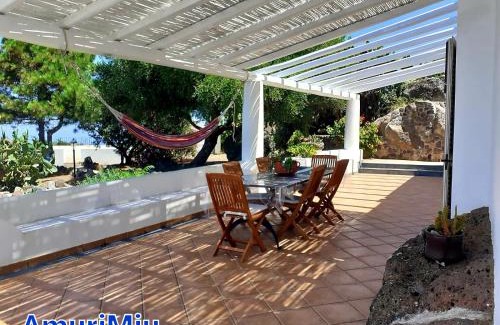 Quattropani Villa | Villa Petrara