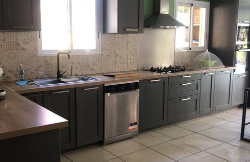 Saint-Pierre De La Reunion Villa | Villa pool/spa Tikoinjoli 974 nestled in the heart of Terre sainte saint-pierre