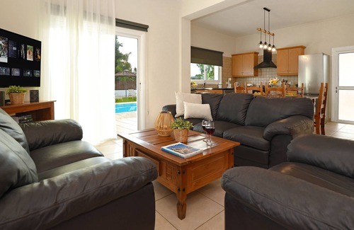 Ayia Thekla Villa | Villa Posidonia - 200m from Sandy Beach