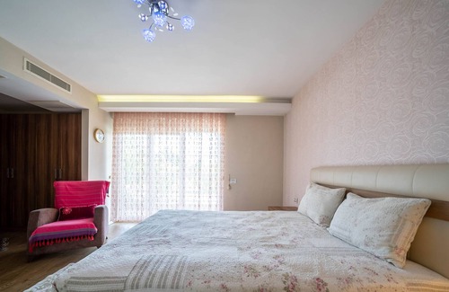 Marmaris City Center Villa | Villa Poyraz Daily Weekly Rentals