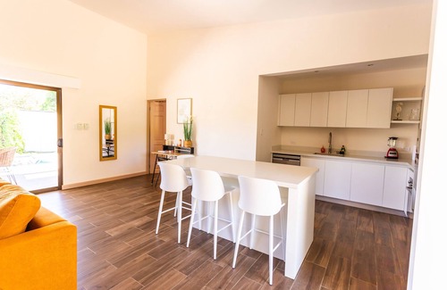 Tamarindo Villa | Villa-Premium-Ensuite with Bath-Pool view