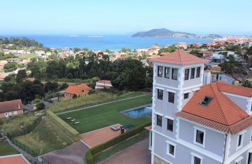 Nigran Villa | Villa Quichuca (354), Boutique with sea views in Nigrán