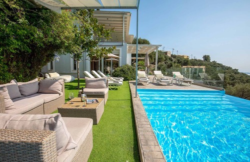 Gimari Villa | Villa Rana - Three Bedroom Villa, Sleeps 6