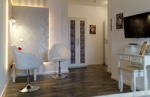 Korbecke House | Villa Regina