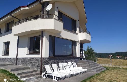 Tsigov Chark Villa | VILLA RELAX