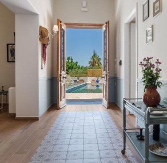 Makhairoi Villa | Villa Remedio