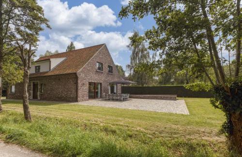 Sint Denijs-Westrem Villa | Villa Remis