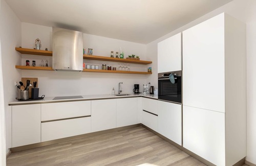 Diminici Villa | Villa Riviera Summary