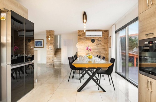 Yavne'el Villa | Villa Rimona Retreat by Sea N' Rent