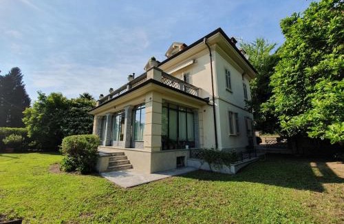 Suna Villa | Villa Rita