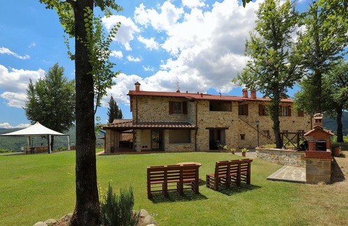 Starda Villa | VILLA ROMENA - Splendid stone Villa near Arezzo up to 22 people