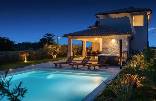 Bibici Villa | Villa Rozhica