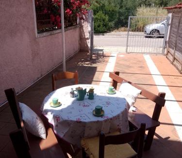 Olbia Apartment | VILLA SA MINDA NOA 2 camere 2 bagni ARIA CONDIZIONATA e giardino