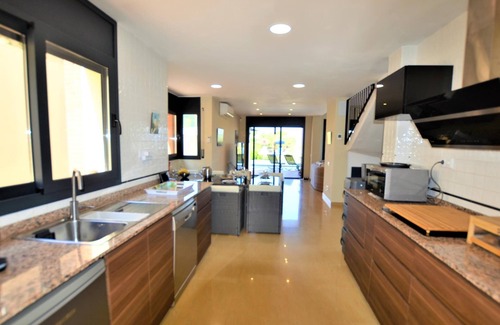 Mont Barbat Villa | Villa Salamandre 10 people with pool