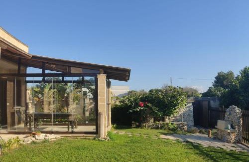 Roca Vecchia Villa | Villa Salentina Con Ampio Giardino vicina al mare