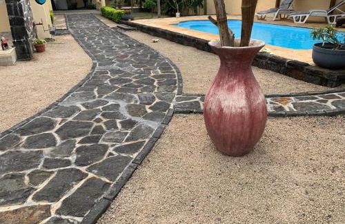 Camp Bestel House | Villa santa avec piscine et jardin
