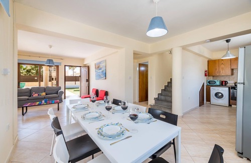 Ayia Thekla Villa | Villa Sarah - Charming Ayia Thekla Getaway