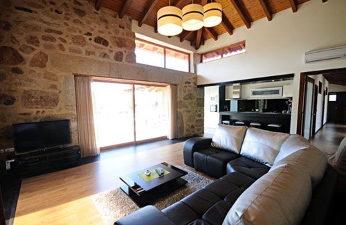 Aborim Villa | Villa Serenidade | 3 Bedrooms | Tennis.