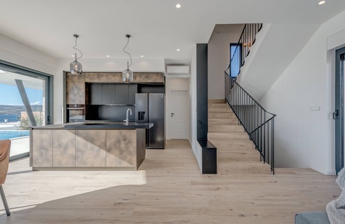 Razanj Villa | Villa Seven Seas