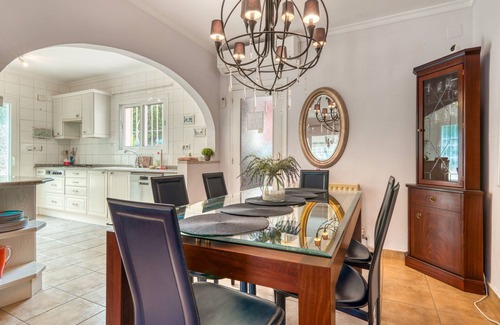 Benimeit Villa | Villa "Shalimar" in Moraira with Pool & Wi-Fi