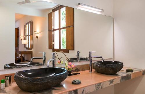 White Town Hotel | Villa Shanti - Heritage Hotel for Foodies