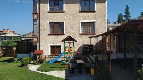Dospat House | Villa Silvinka