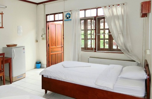 Vientiane House | Villa Sisavad Guesthouse