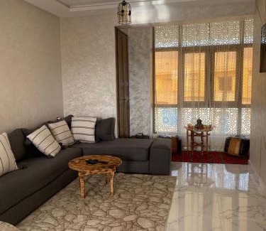 Oulad Khallouf Villa | Villa Smooth