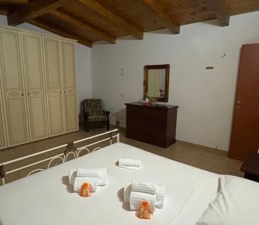 Tinchi House | Villa Sofia