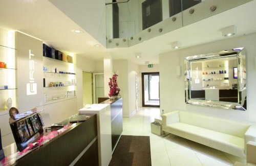 Lomianki Villa | Villa & Spa