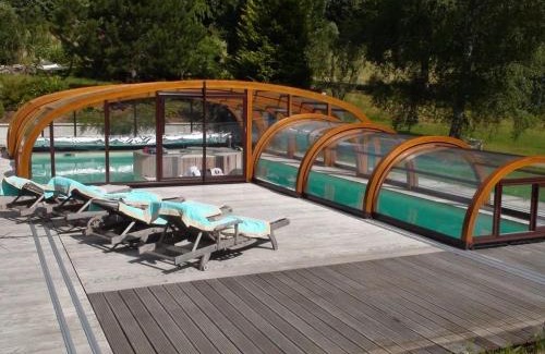 Le Chambon-sur-Lignon Villa | Villa spacieuse avec piscine à Le Chambon-sur-Lignon