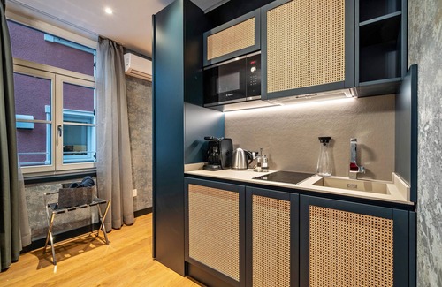 Merano Apartment | Villa Steiner 2 - Singapore - One-room flat with balcony, air conditioning and wi-fi